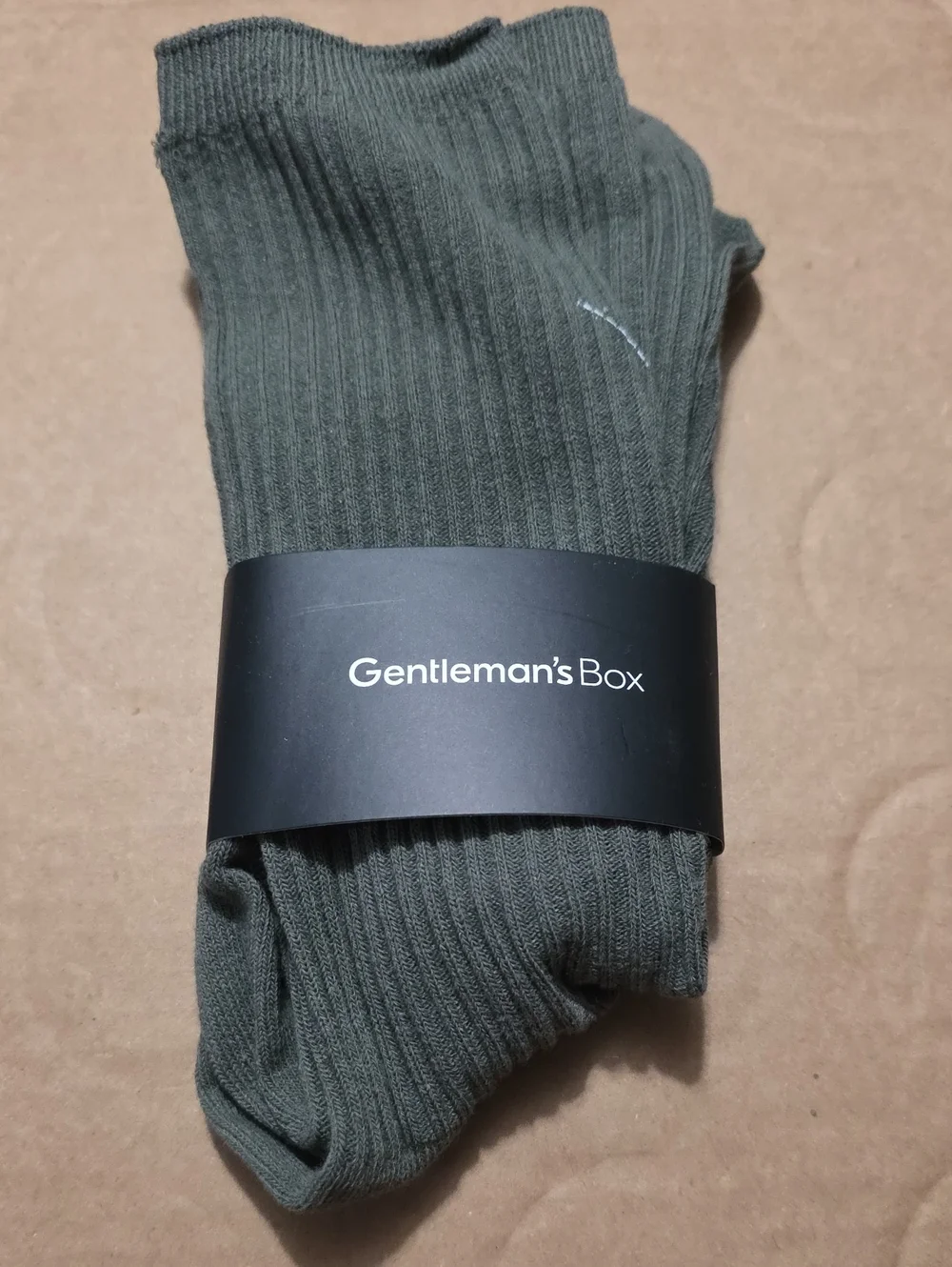 Men's Ribbed Crew Socks in Olive Green